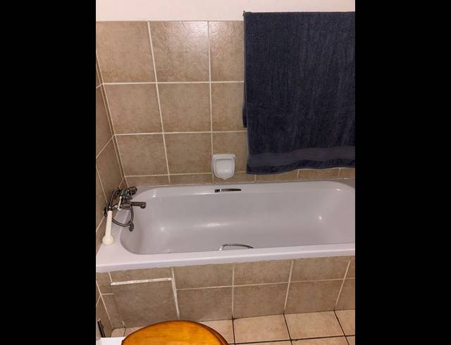 2 BEDROOM APARTMENT FOR SALE IN KARENPARK